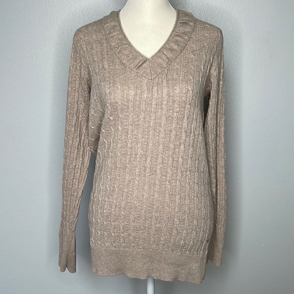 Eddie Bauer Cable Knit V-neck Sweater.  Size Medium. Color: Oatmeal
